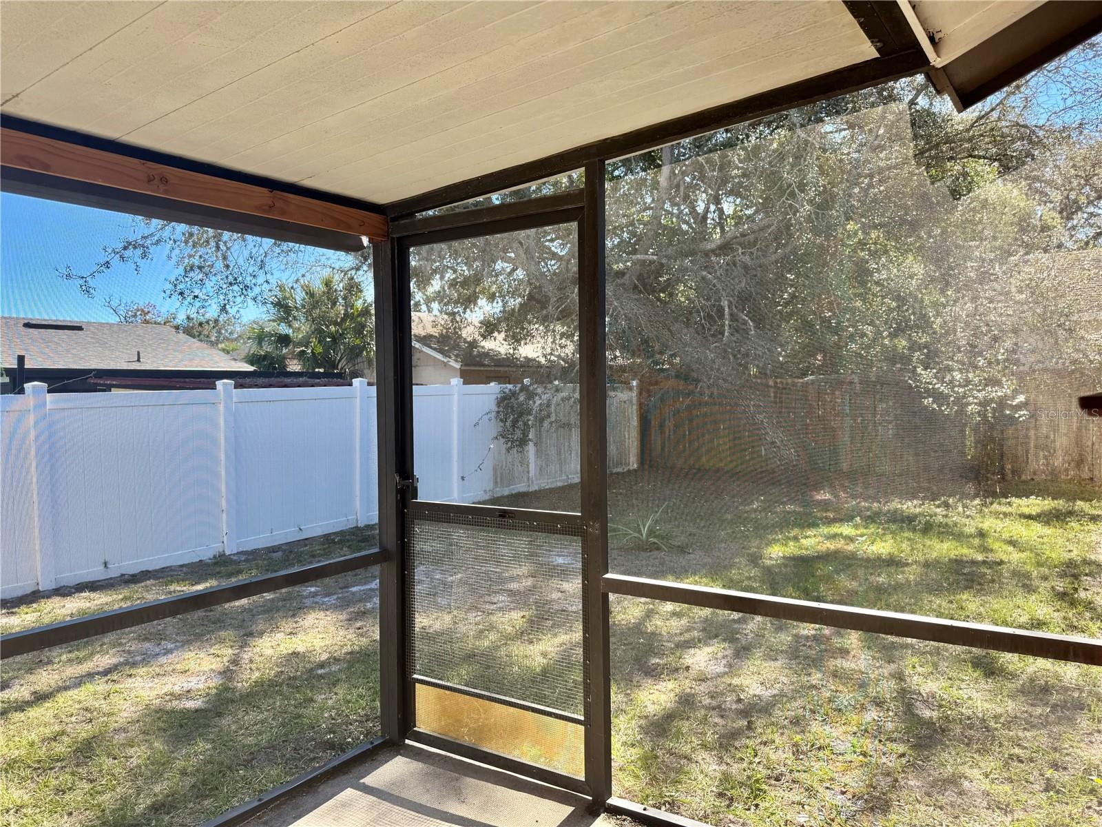 Image 12 of 18 For 1516 Sparrow Street