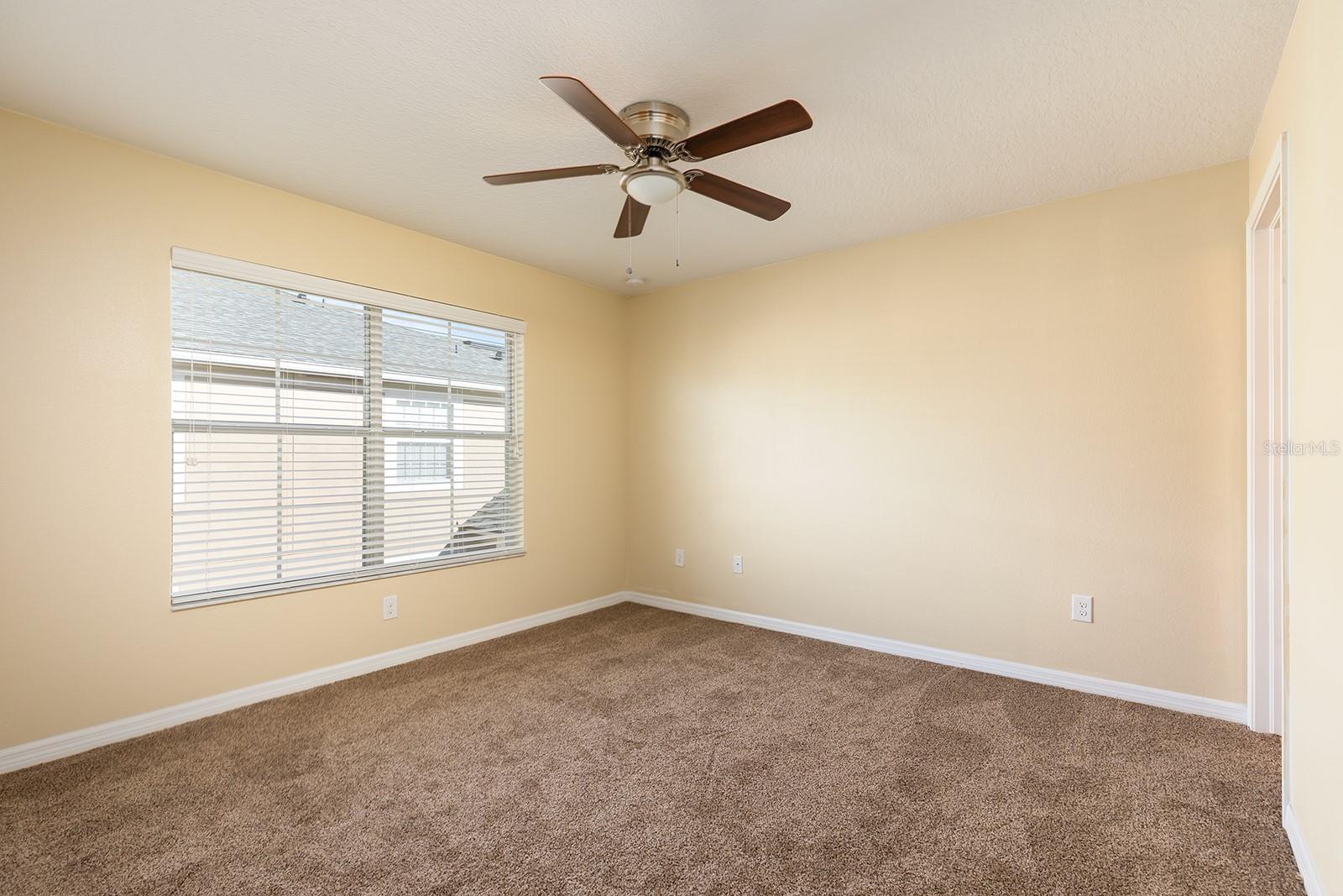 Image 10 of 18 For 427 Carina Circle