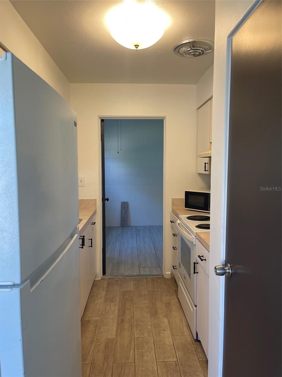 Image 3 of 17 For 6107 Fairlawn Drive