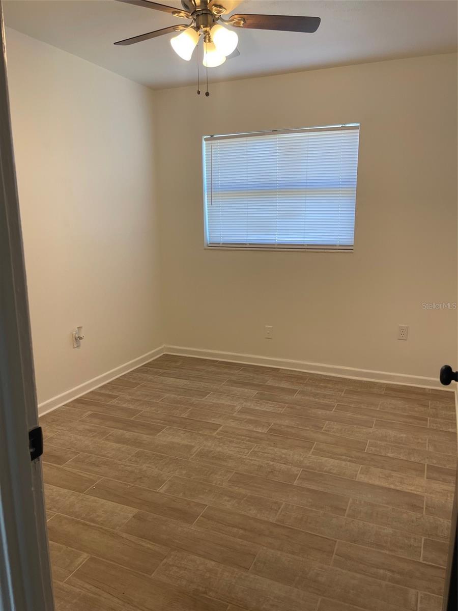 Image 4 of 17 For 6107 Fairlawn Drive