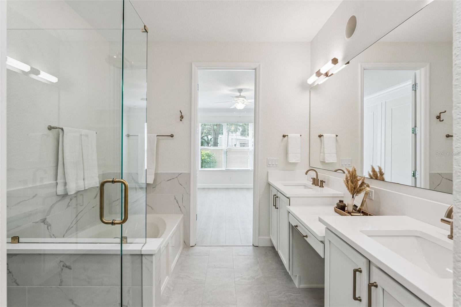 Image 11 of 32 For 8888 Della Scala Circle