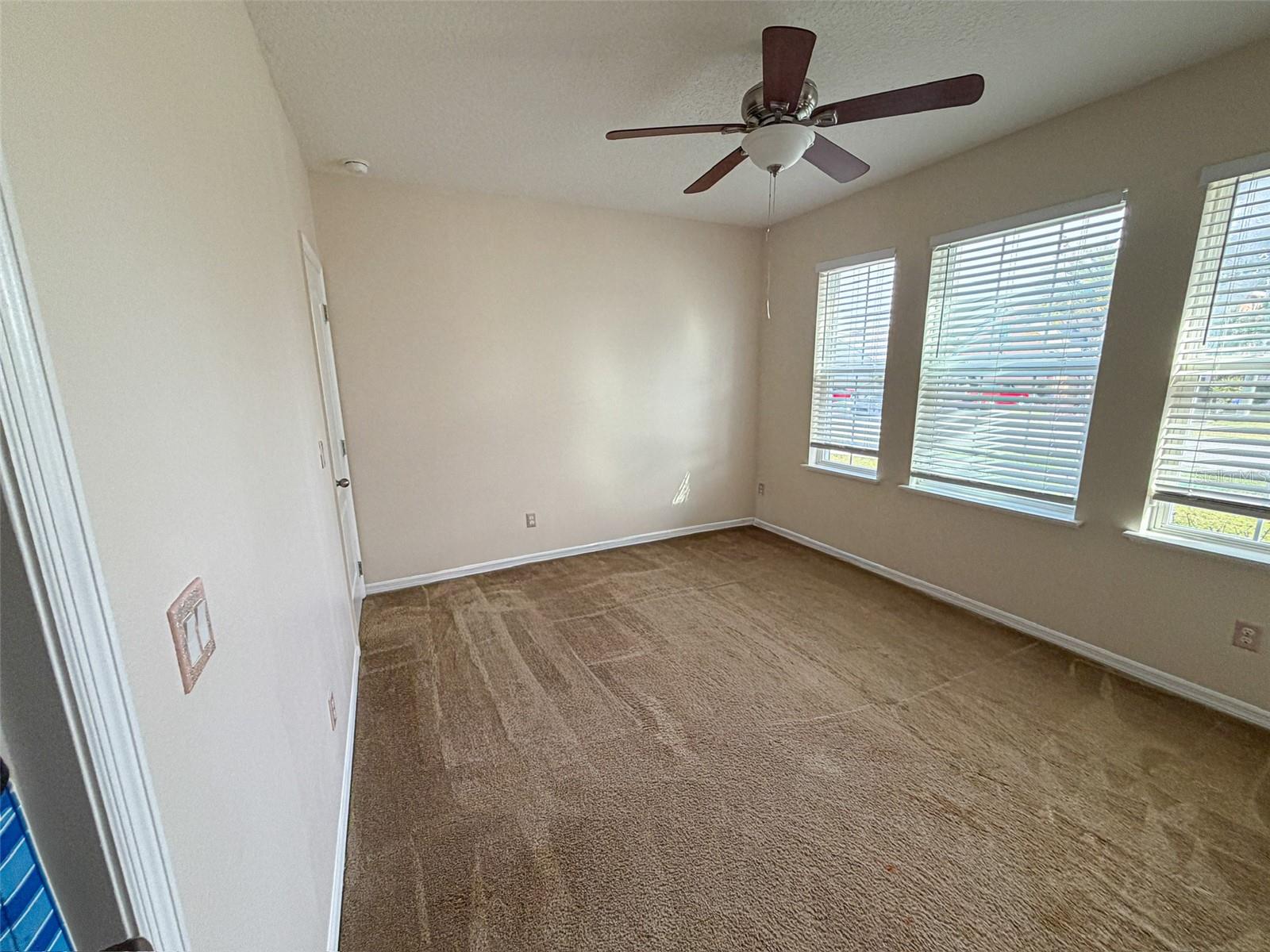 Image 11 of 24 For 2203 Anoka Way