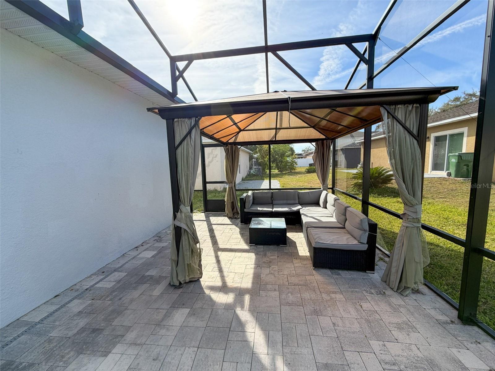 Image 16 of 24 For 2203 Anoka Way