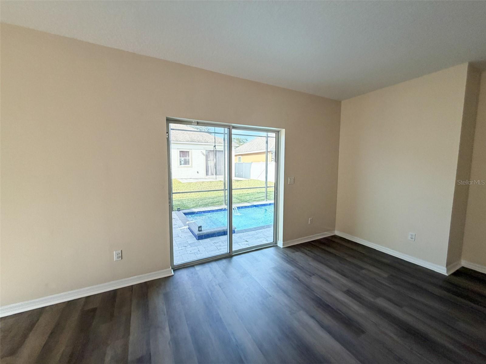 Image 22 of 24 For 2203 Anoka Way