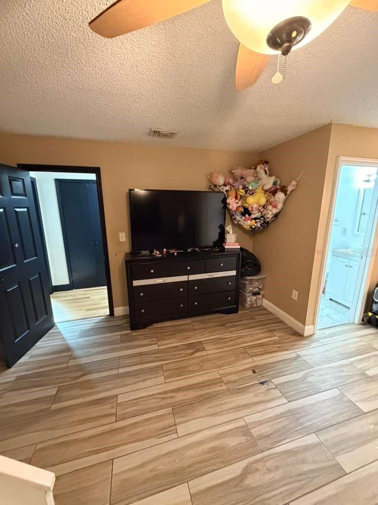 Image 20 of 27 For 4803 Hopespring Drive