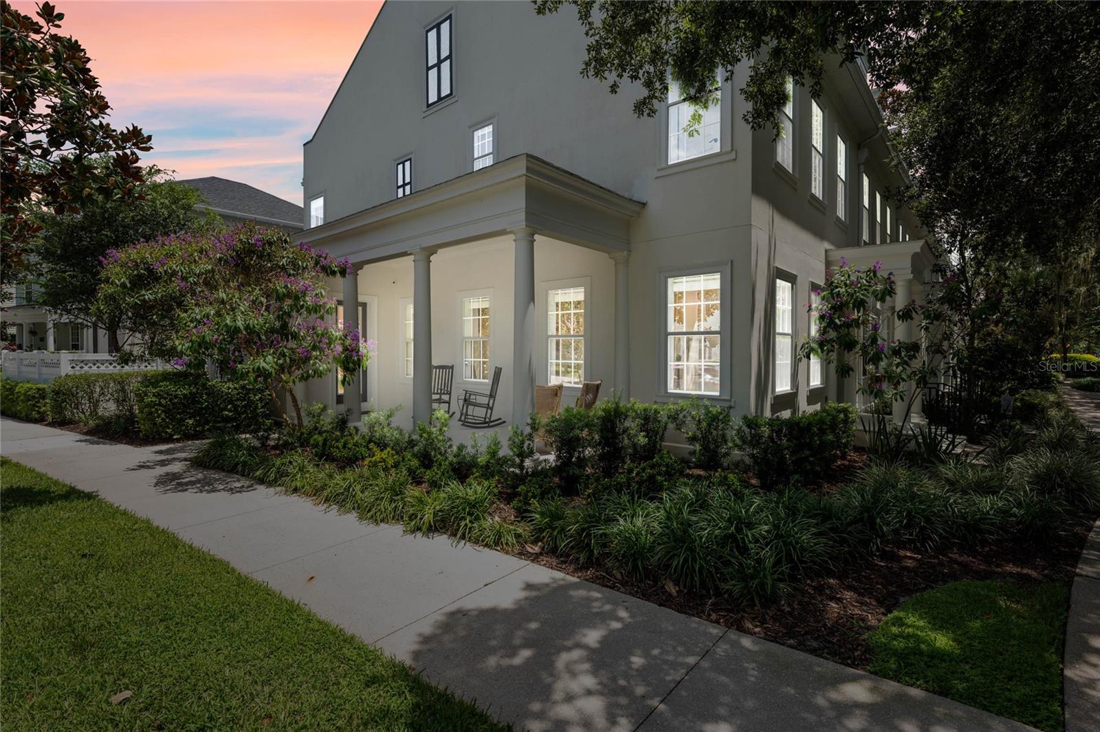 Image 2 of 23 For 915 Greenlawn Street