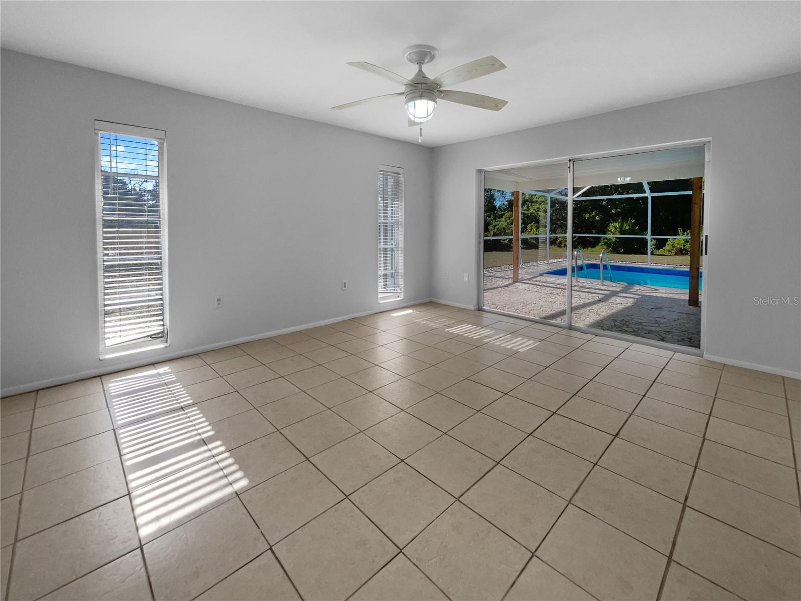 Image 16 of 29 For 510 Margarita Avenue