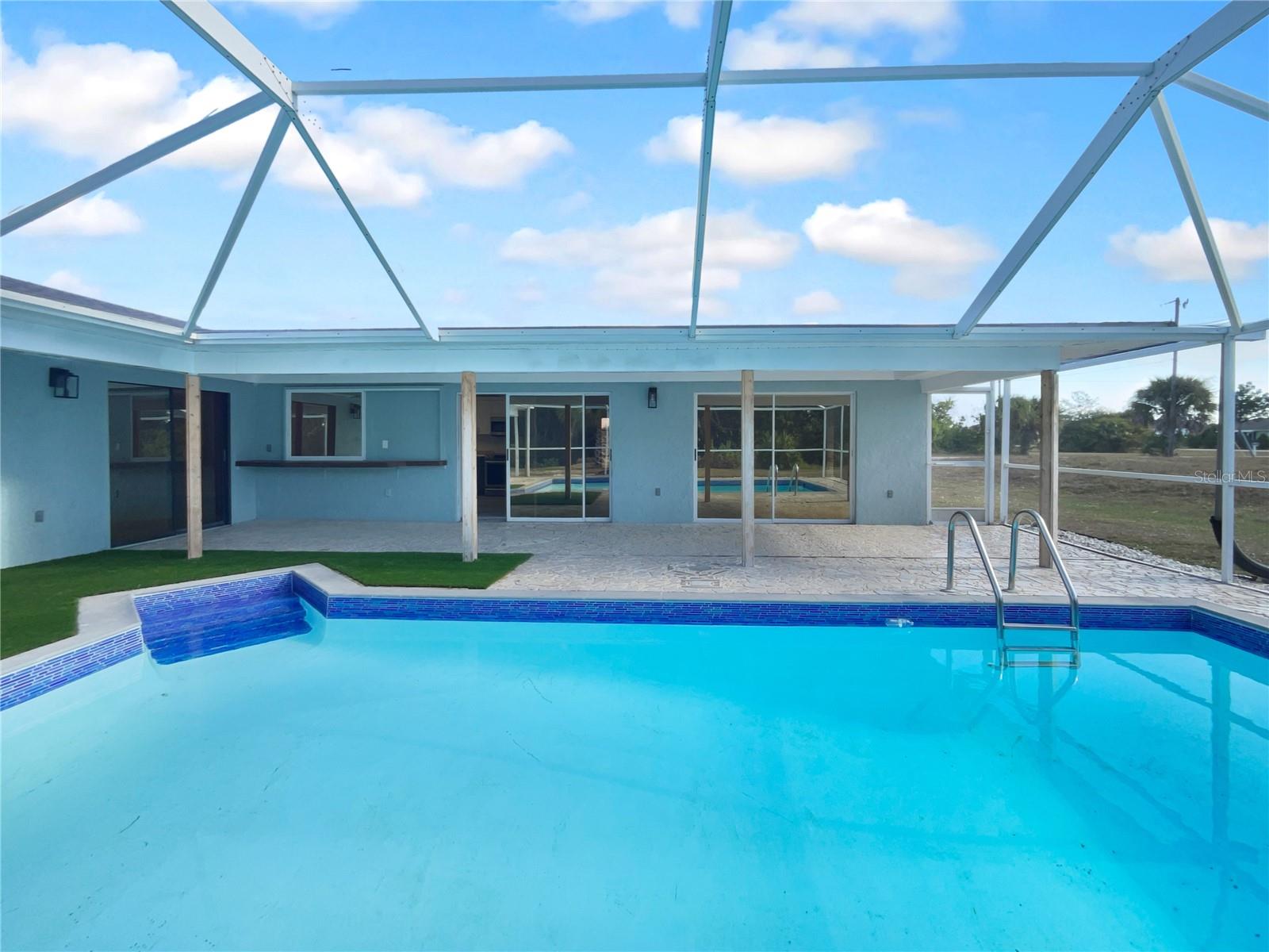 Image 25 of 29 For 510 Margarita Avenue