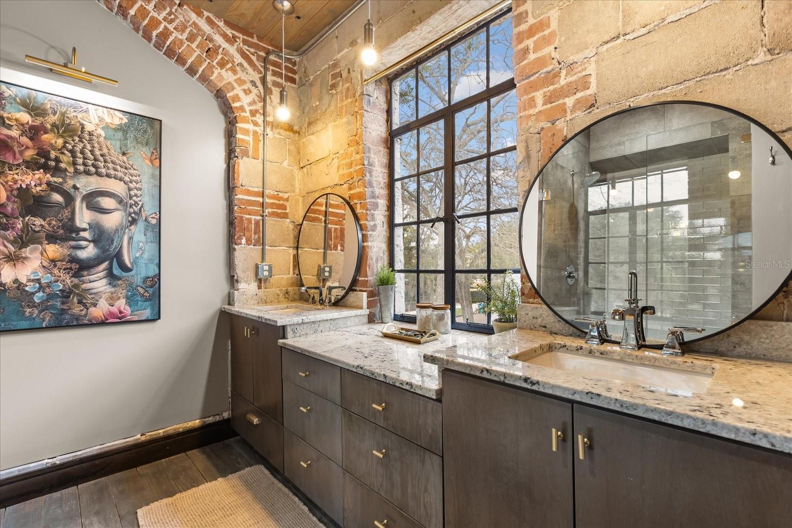 Image 43 of 87 For 601 Ridgewood Street