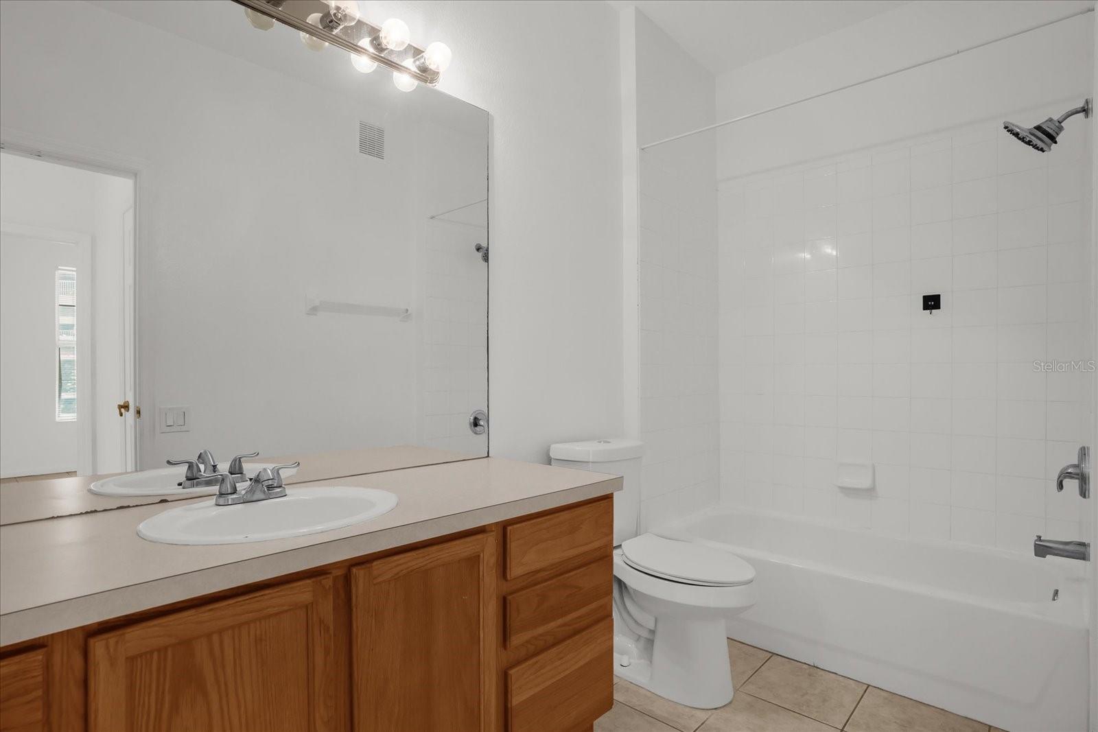 Image 15 of 23 For 13500 Turtle Marsh Loop 811