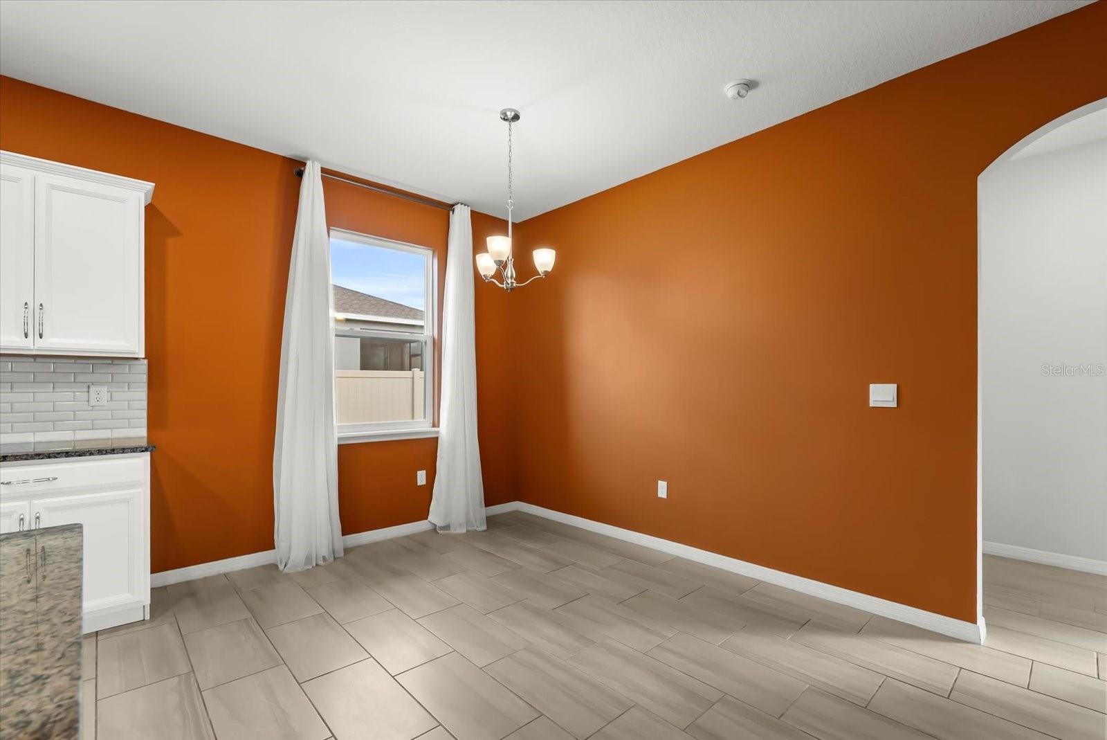 Image 16 of 36 For 17906 Hither Hills Circle