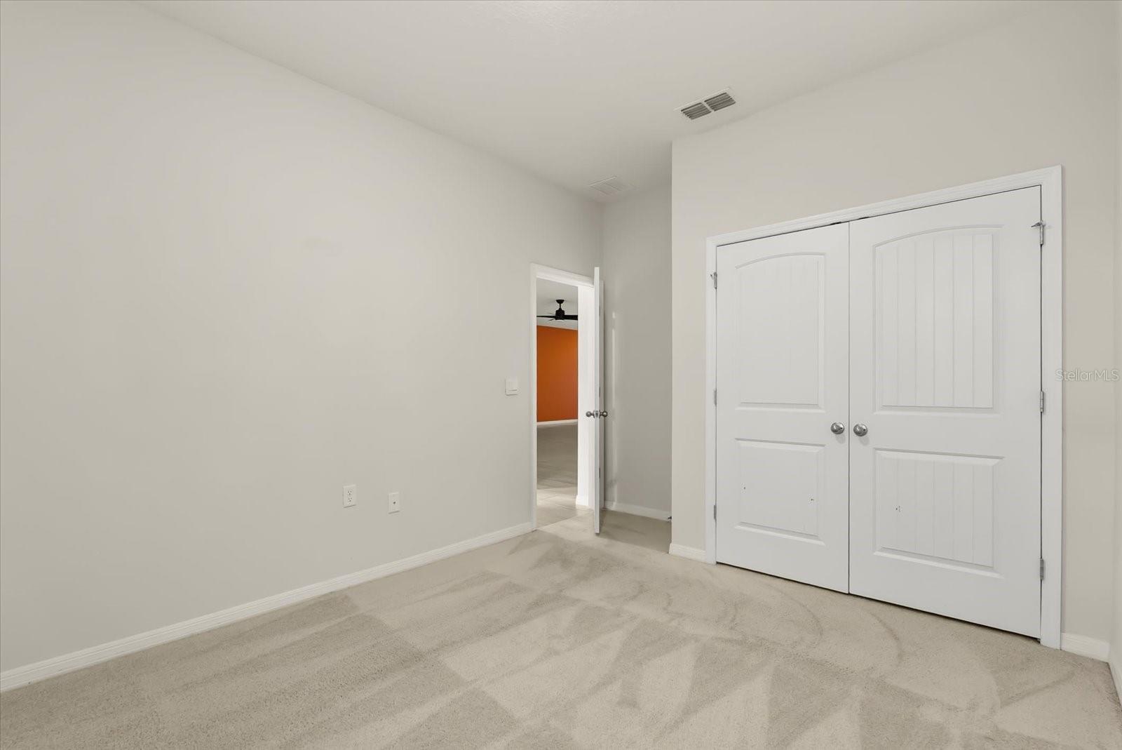 Image 19 of 36 For 17906 Hither Hills Circle