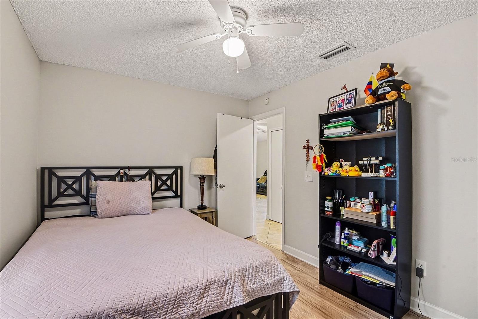 Image 15 of 23 For 3119 Shafton Avenue