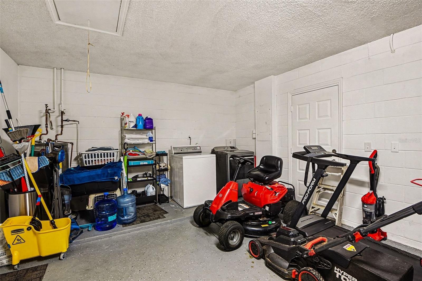 Image 22 of 23 For 3119 Shafton Avenue