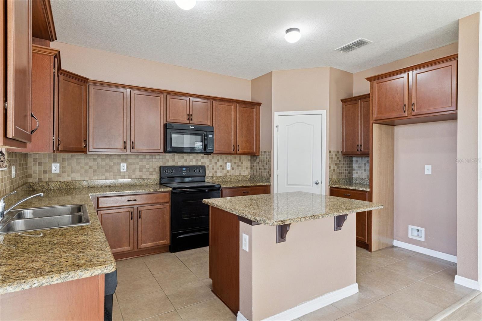 Image 23 of 59 For 4568 Baler Trails Drive