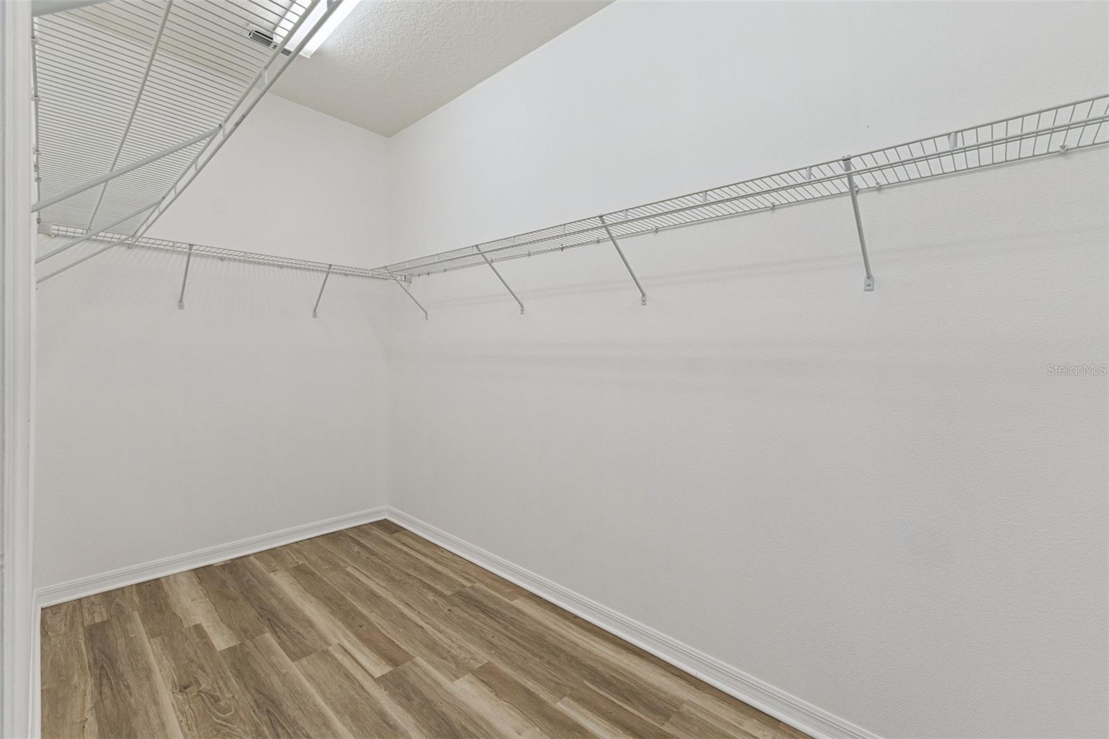 Image 26 of 59 For 4568 Baler Trails Drive