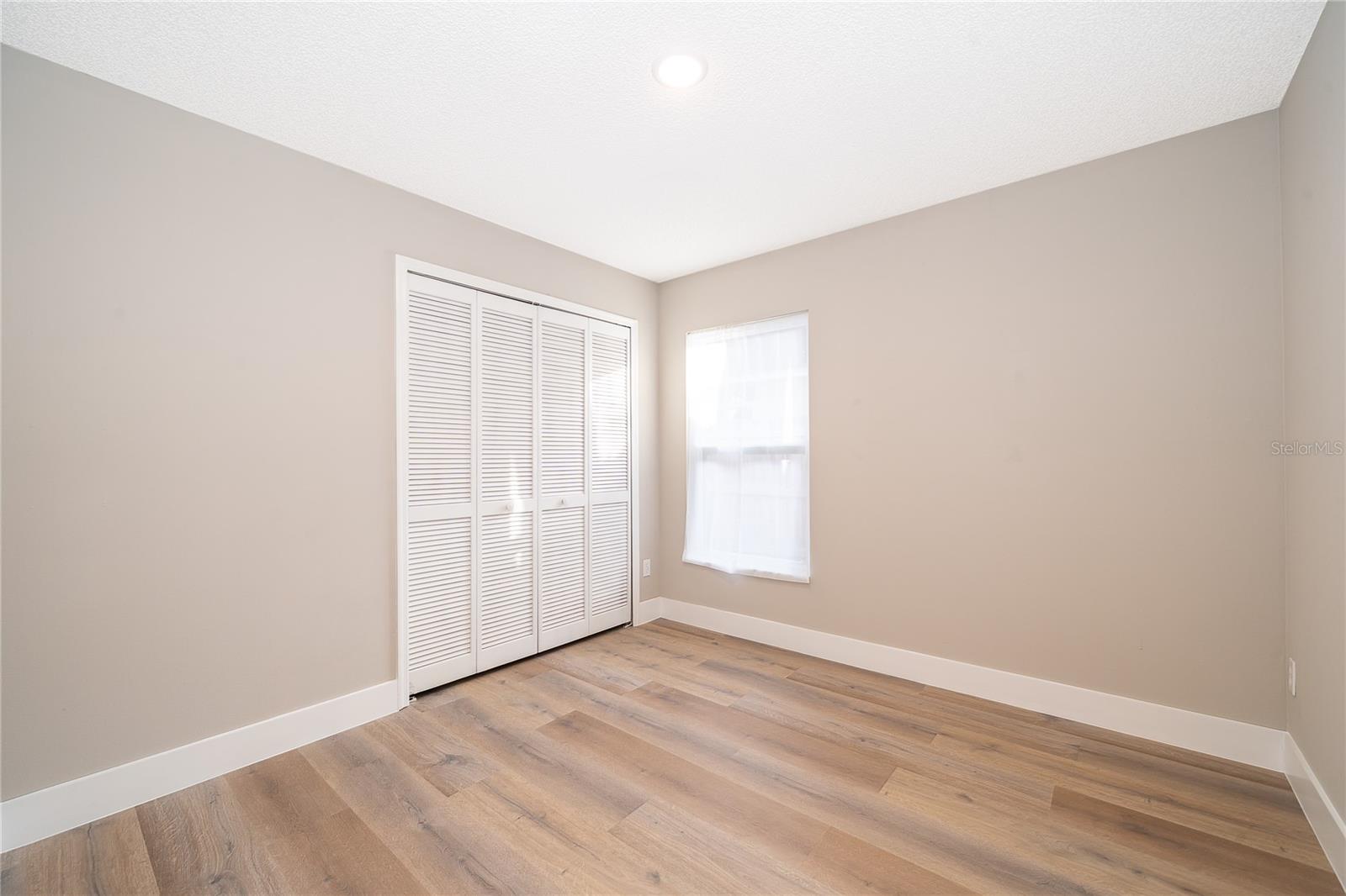 Image 15 of 22 For 1652 Riveredge Road