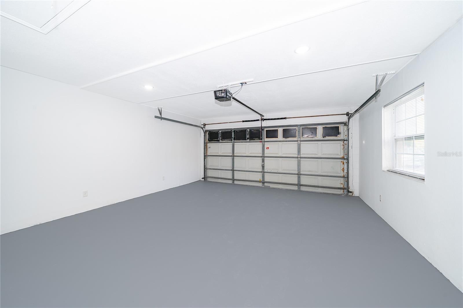 Image 19 of 22 For 1652 Riveredge Road