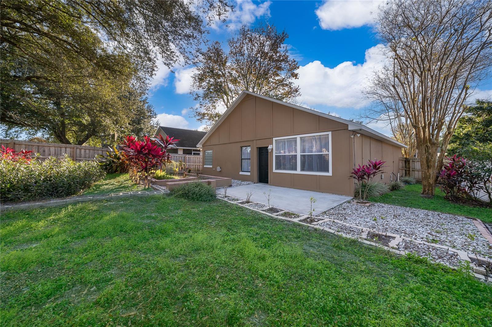 Image 20 of 22 For 1652 Riveredge Road