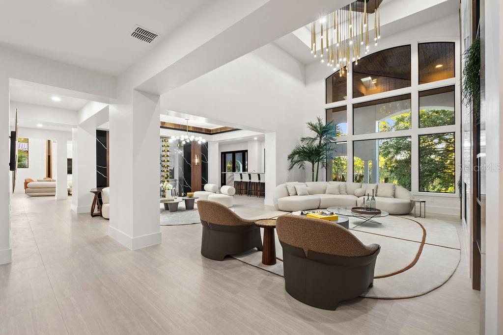 Image 10 of 55 For 9725 Chestnut Ridge Drive