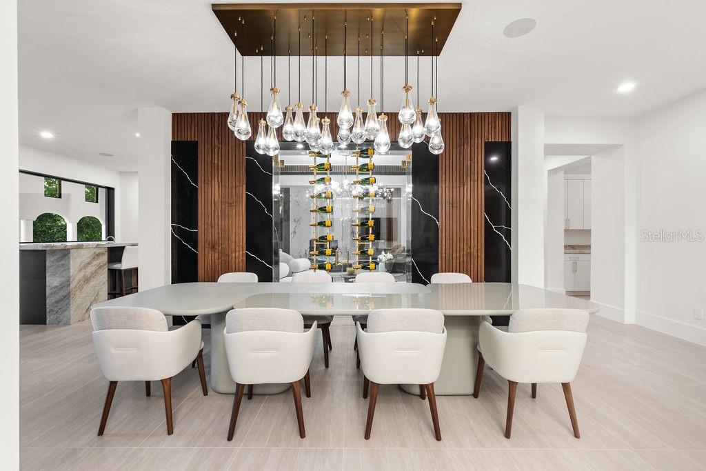 Image 15 of 55 For 9725 Chestnut Ridge Drive