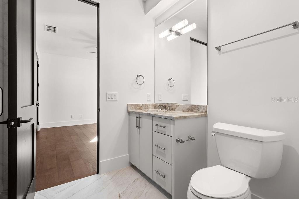 Image 30 of 55 For 9725 Chestnut Ridge Drive