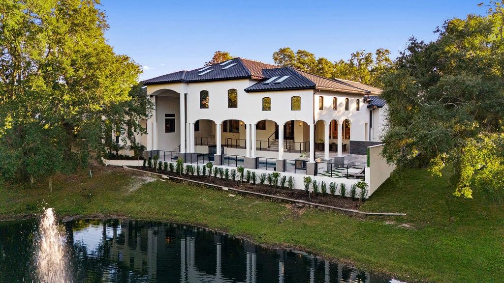 Image 4 of 55 For 9725 Chestnut Ridge Drive