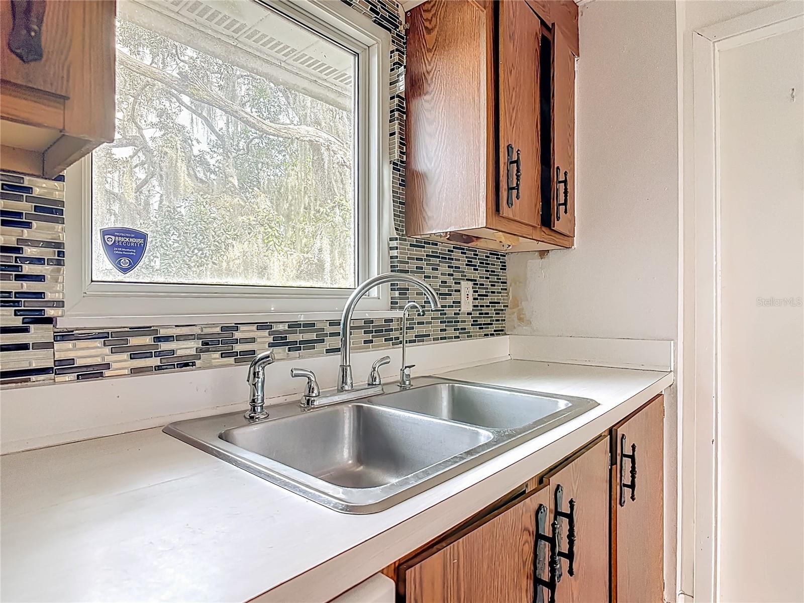 Image 20 of 50 For 28 Jasmine Drive