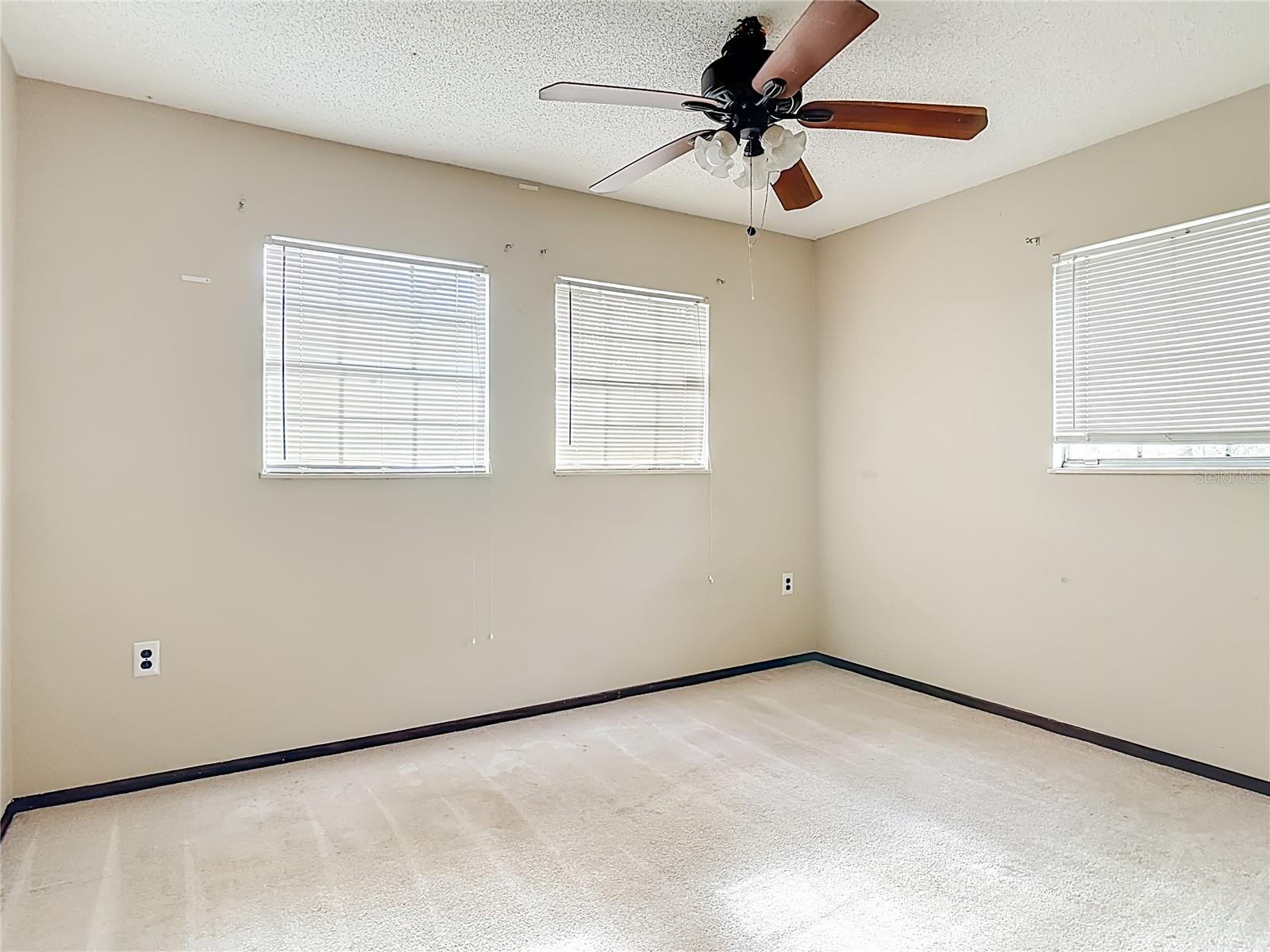 Image 28 of 50 For 28 Jasmine Drive