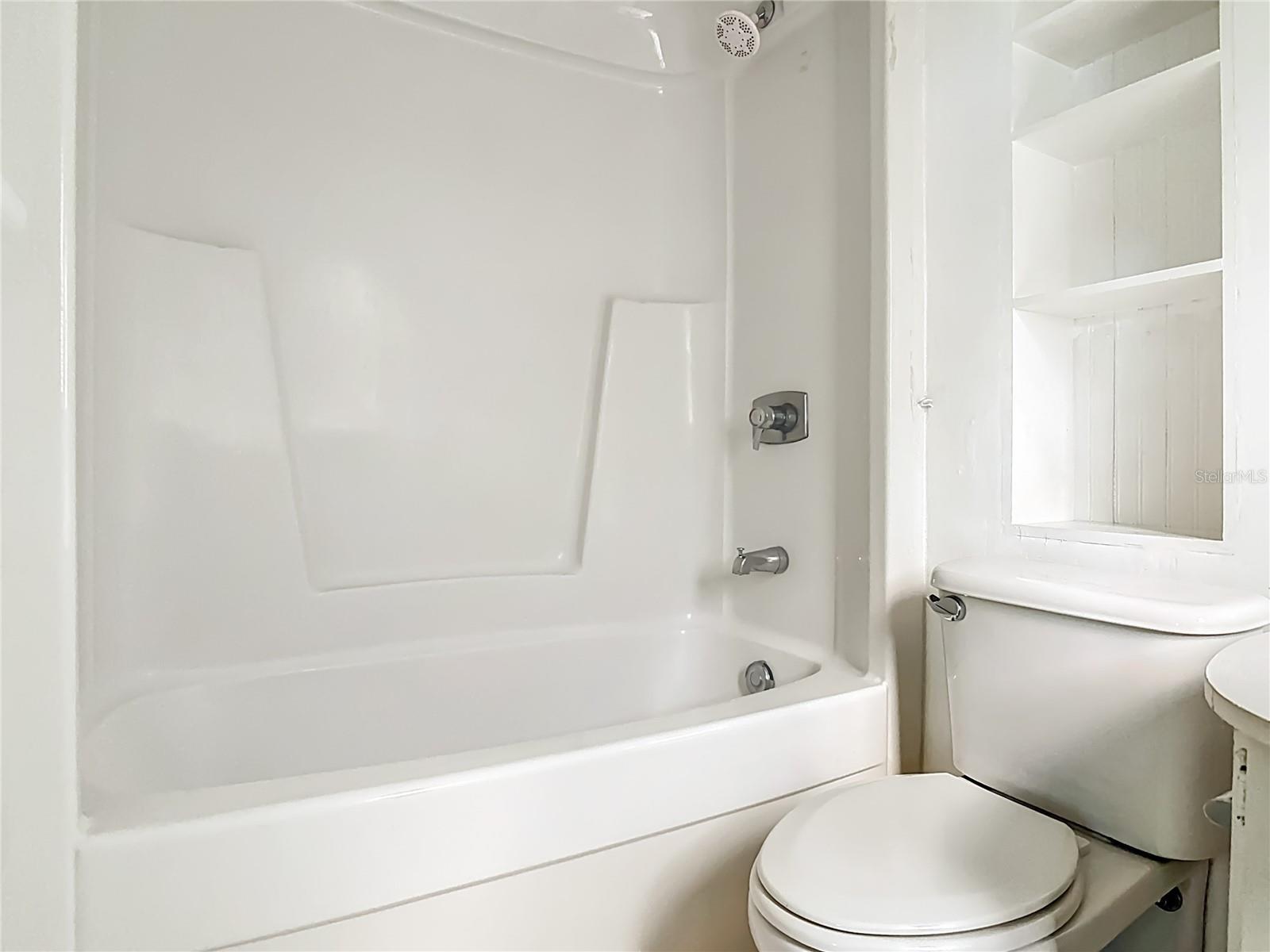 Image 38 of 50 For 28 Jasmine Drive