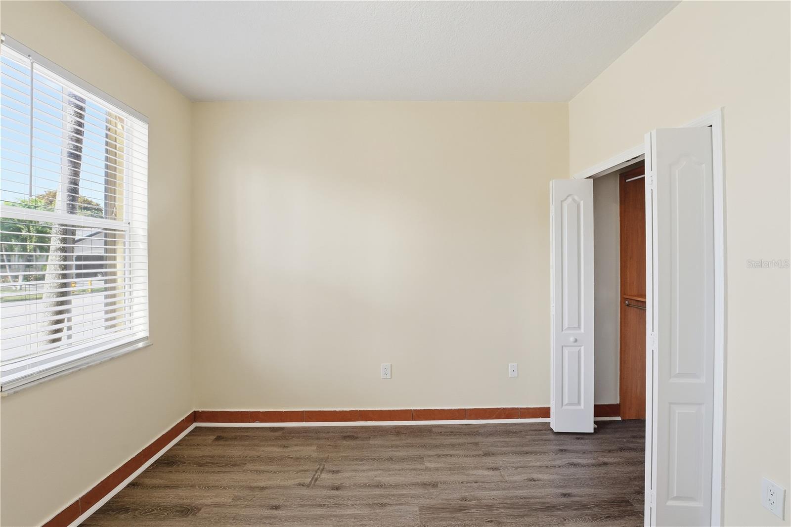 Image 20 of 67 For 1067 135th Court