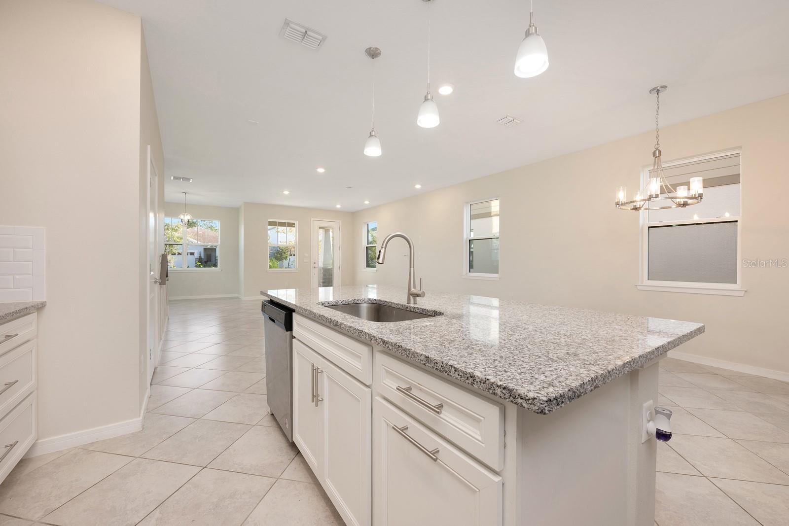 Image 16 of 48 For 5626 Wooden Pine Drive