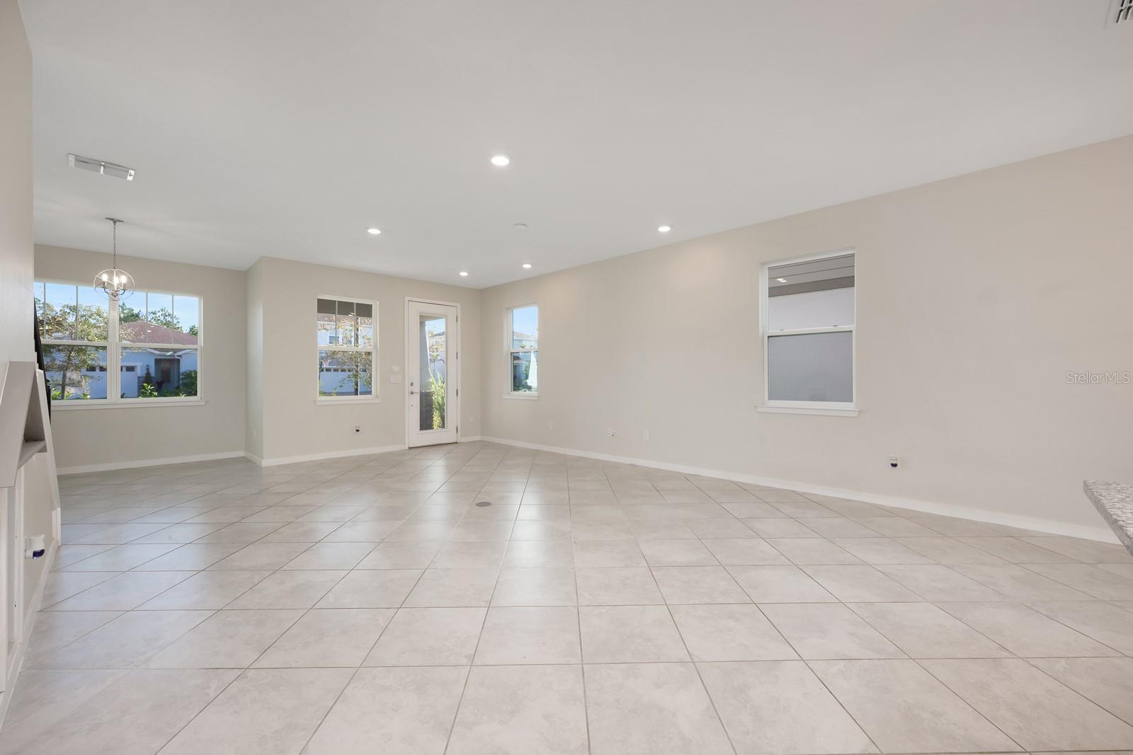 Image 17 of 48 For 5626 Wooden Pine Drive