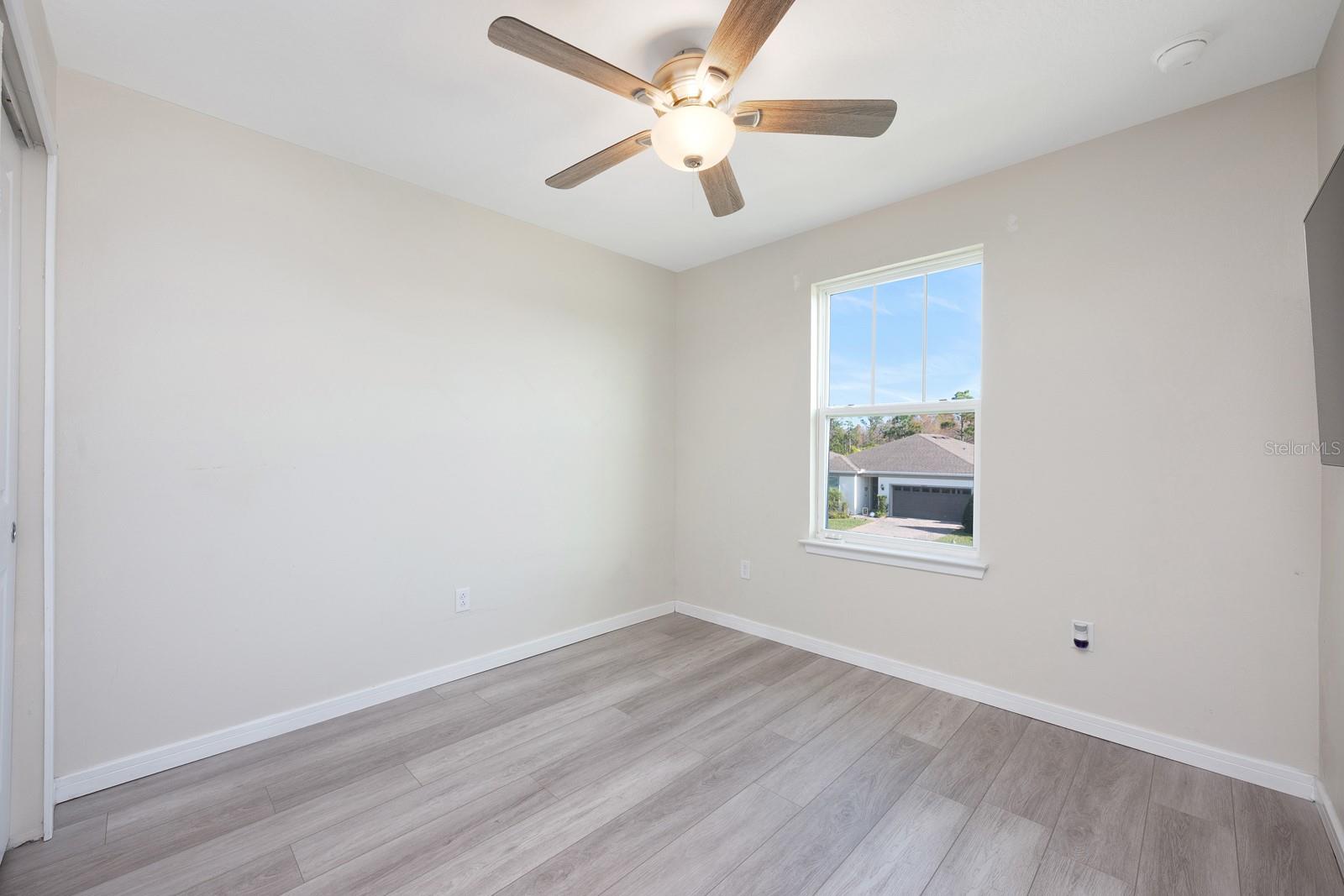 Image 32 of 48 For 5626 Wooden Pine Drive