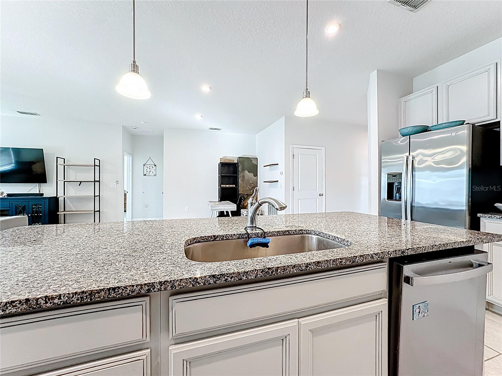 Image 10 of 58 For 692 Bloom Terrace