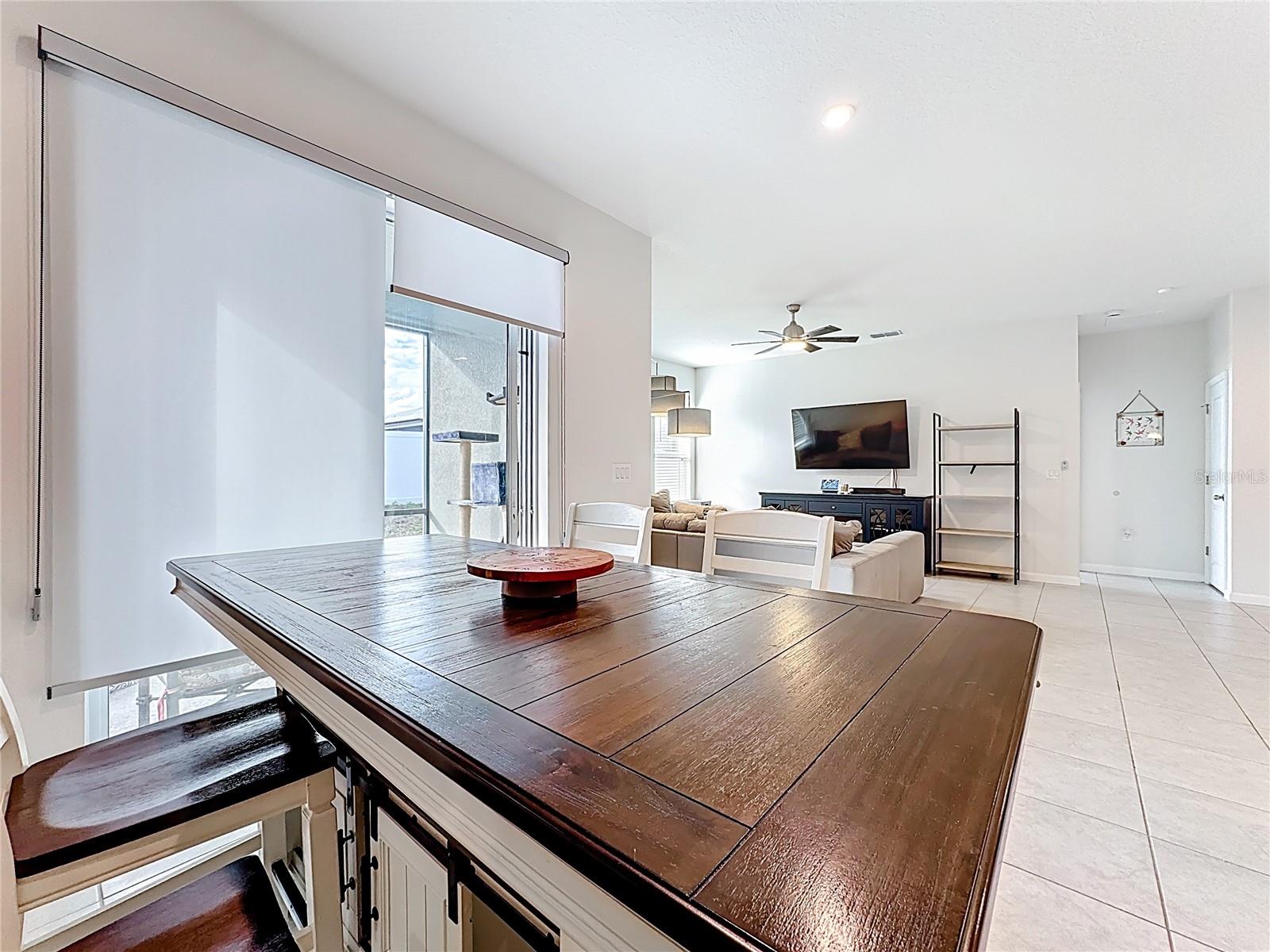 Image 13 of 58 For 692 Bloom Terrace