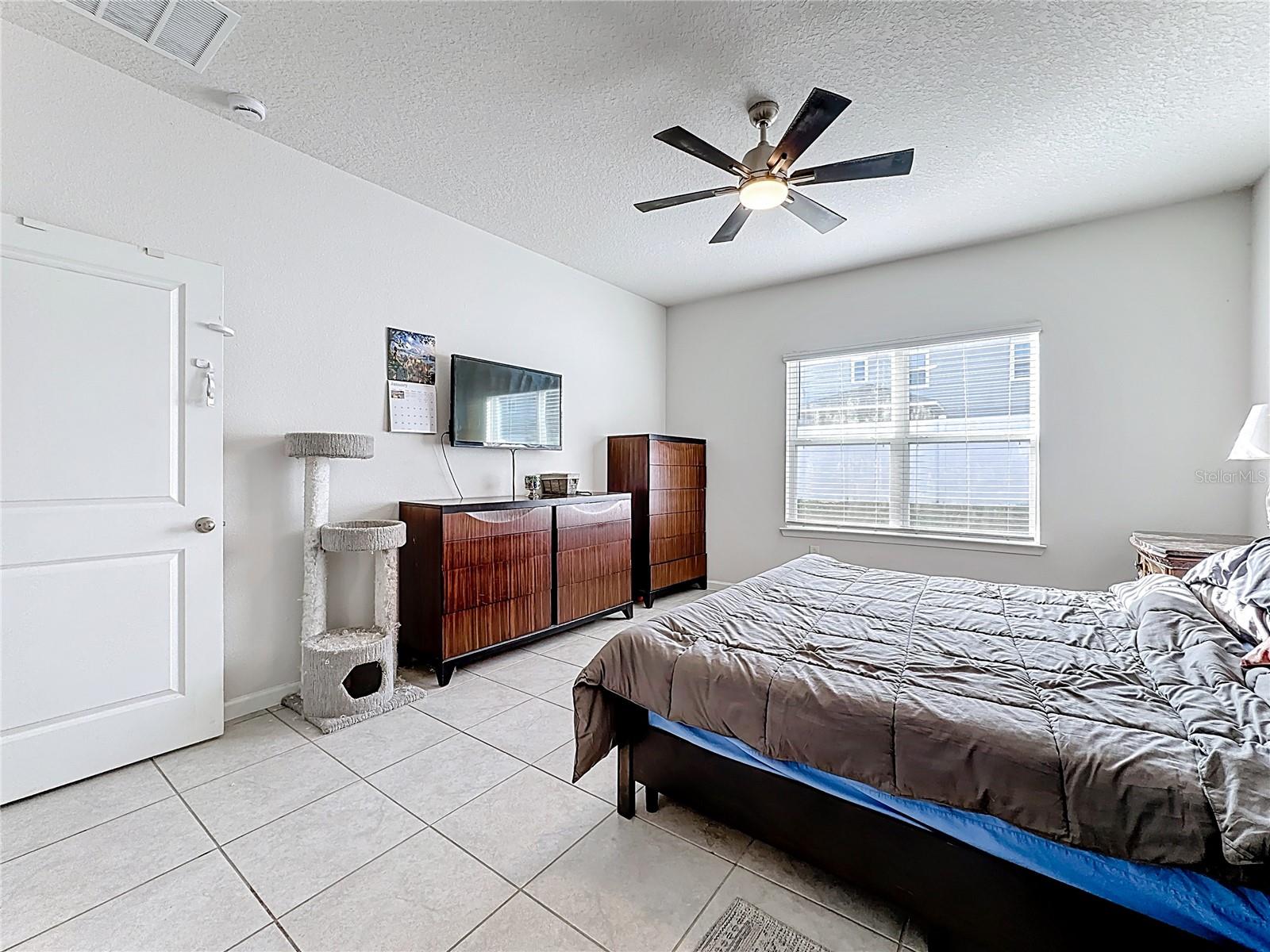 Image 29 of 58 For 692 Bloom Terrace