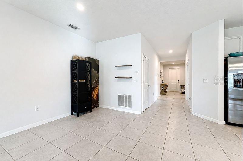 Image 6 of 58 For 692 Bloom Terrace