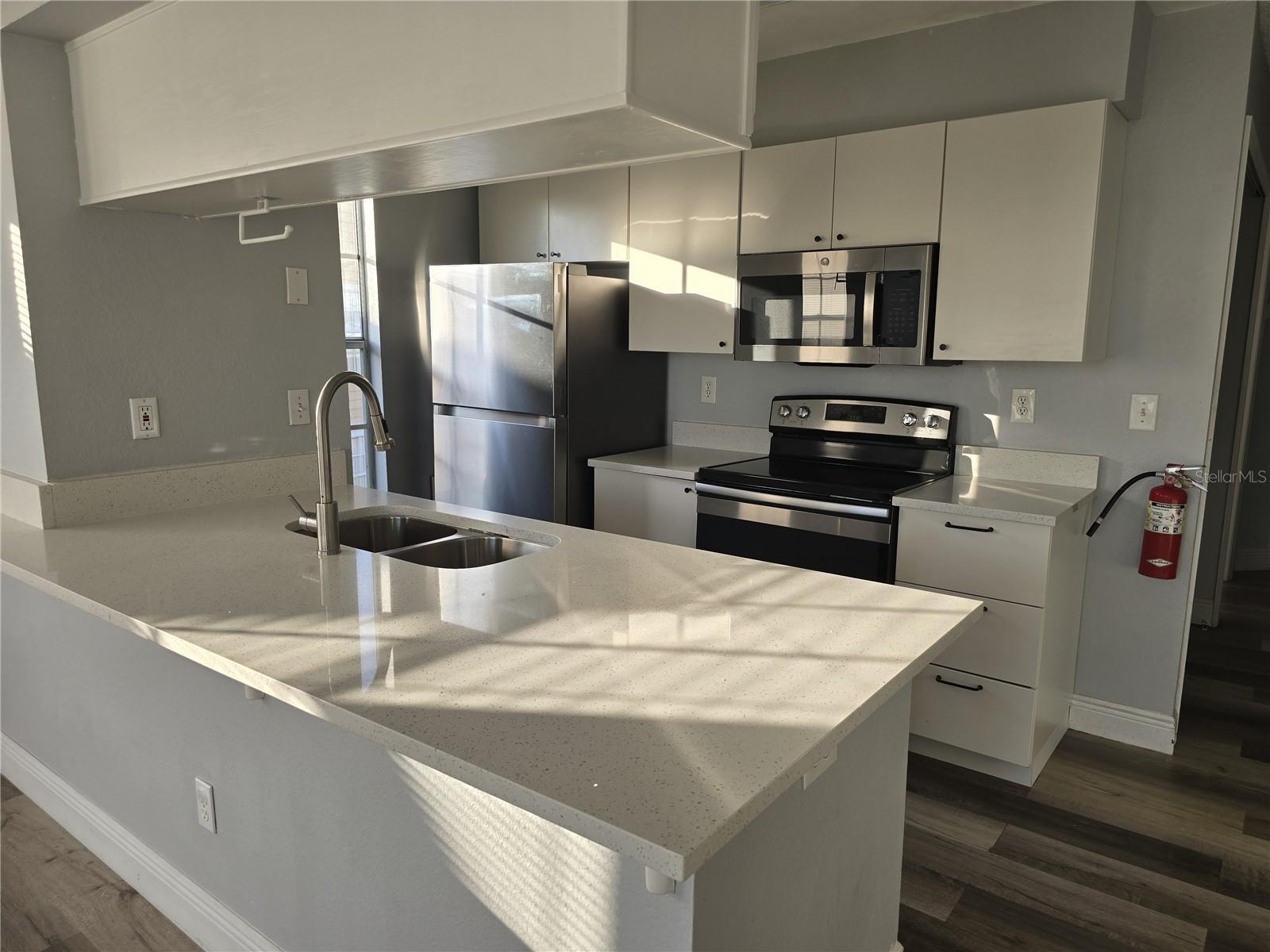 Image 13 of 16 For 2494 Sweetwater Club Circle 52