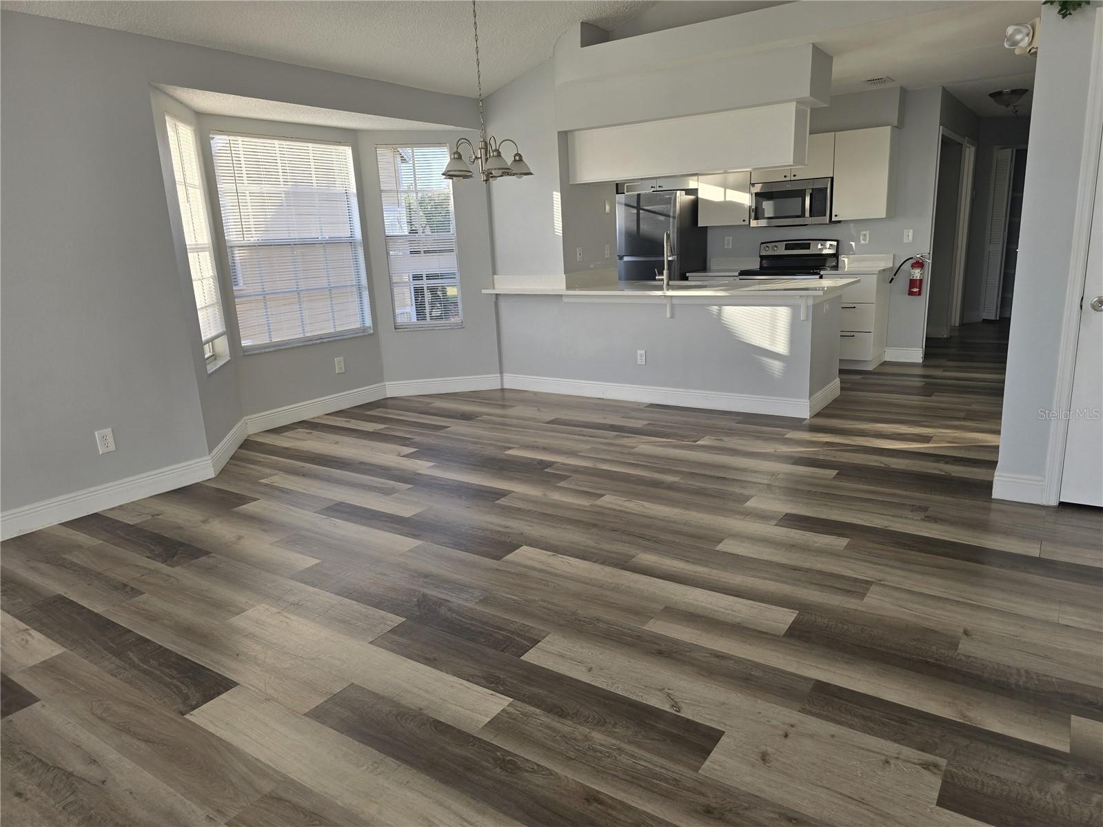 Image 5 of 16 For 2494 Sweetwater Club Circle 52