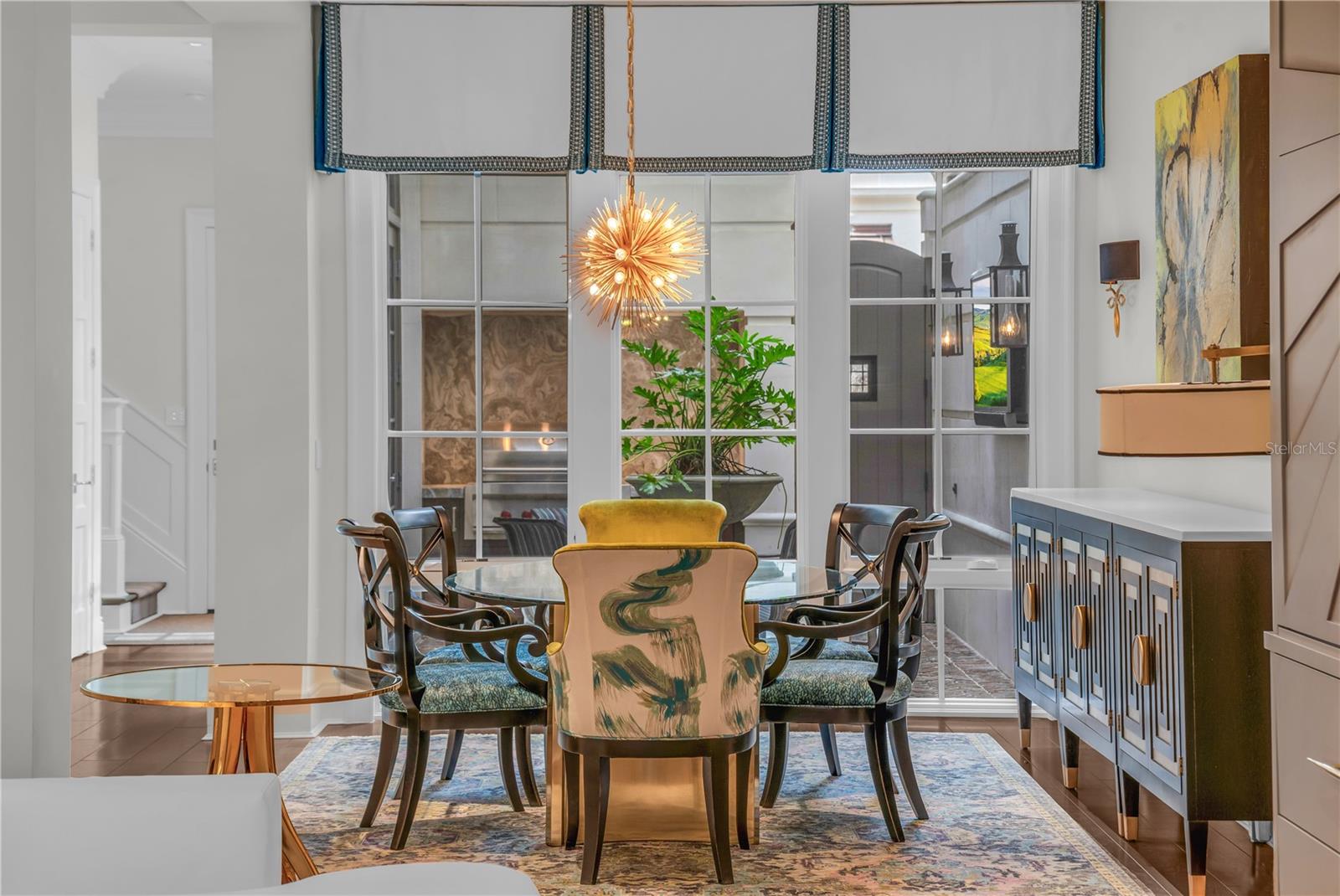 Image 10 of 86 For 637 Park Avenue