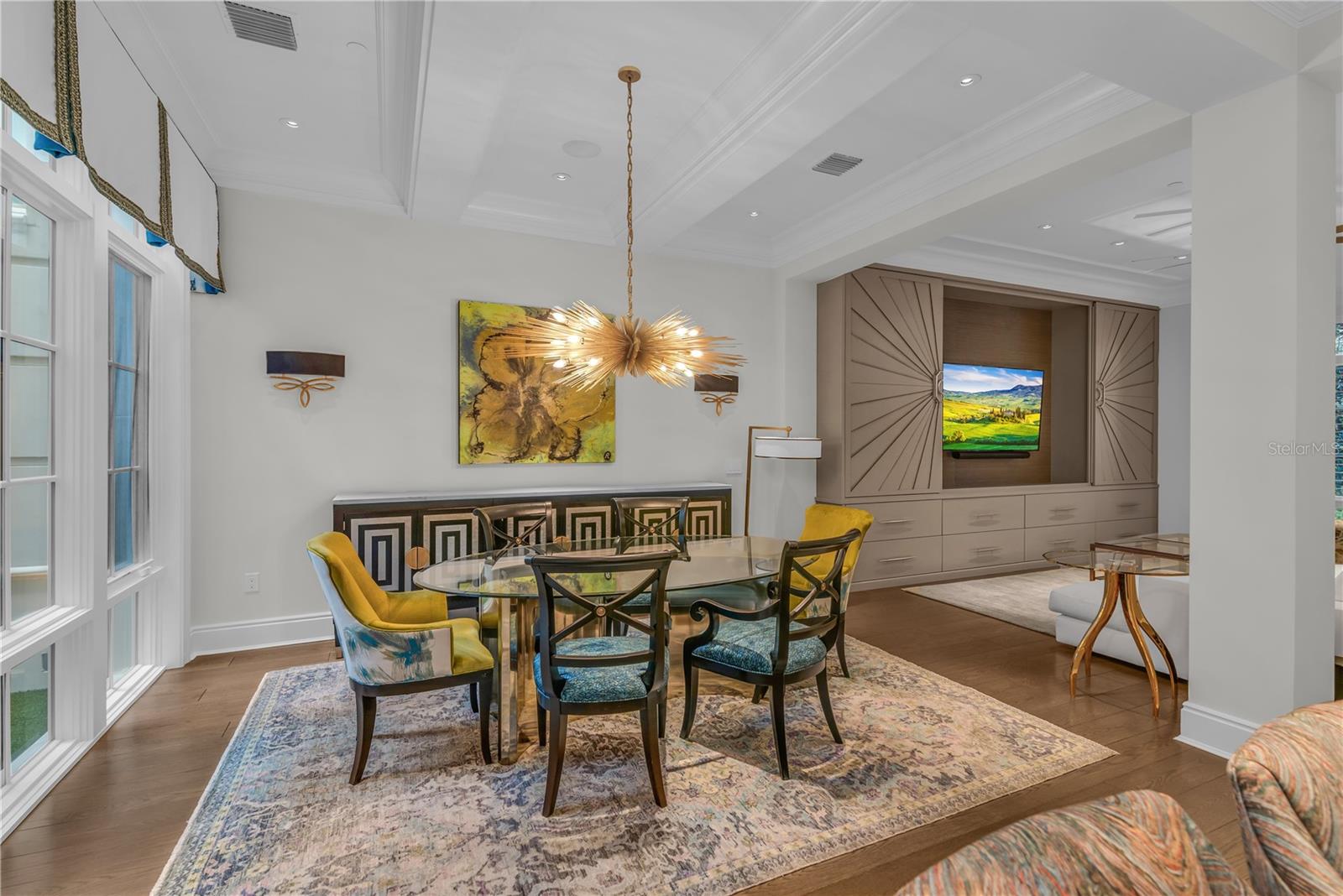 Image 13 of 86 For 637 Park Avenue