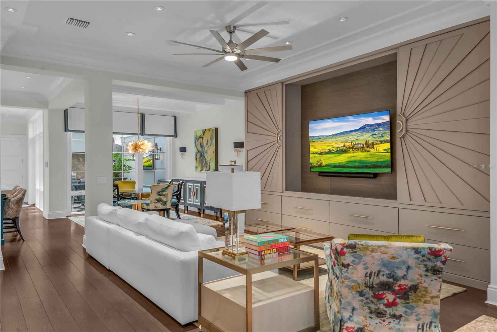 Image 15 of 86 For 637 Park Avenue