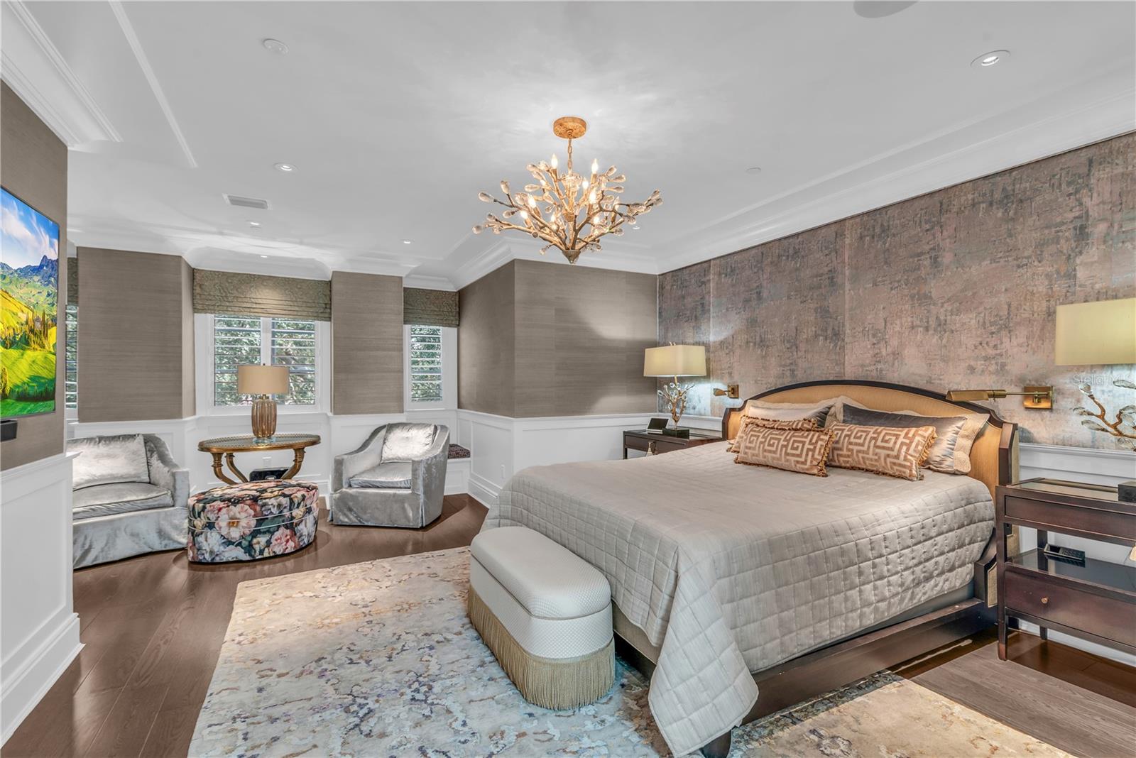 Image 24 of 86 For 637 Park Avenue