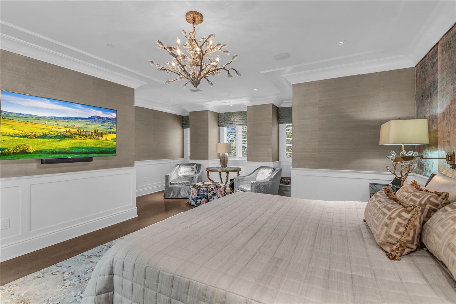 Image 27 of 86 For 637 Park Avenue