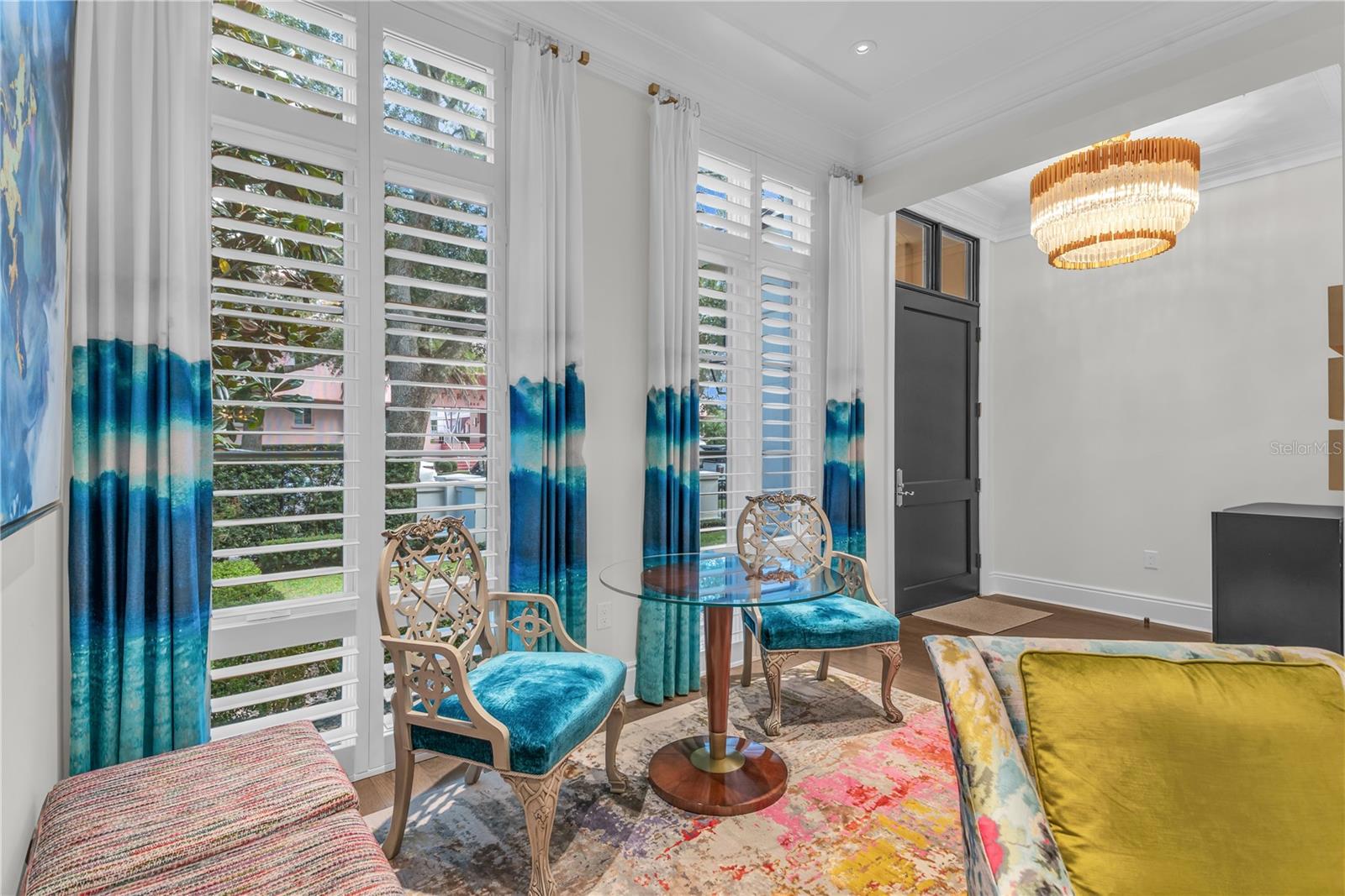 Image 3 of 86 For 637 Park Avenue