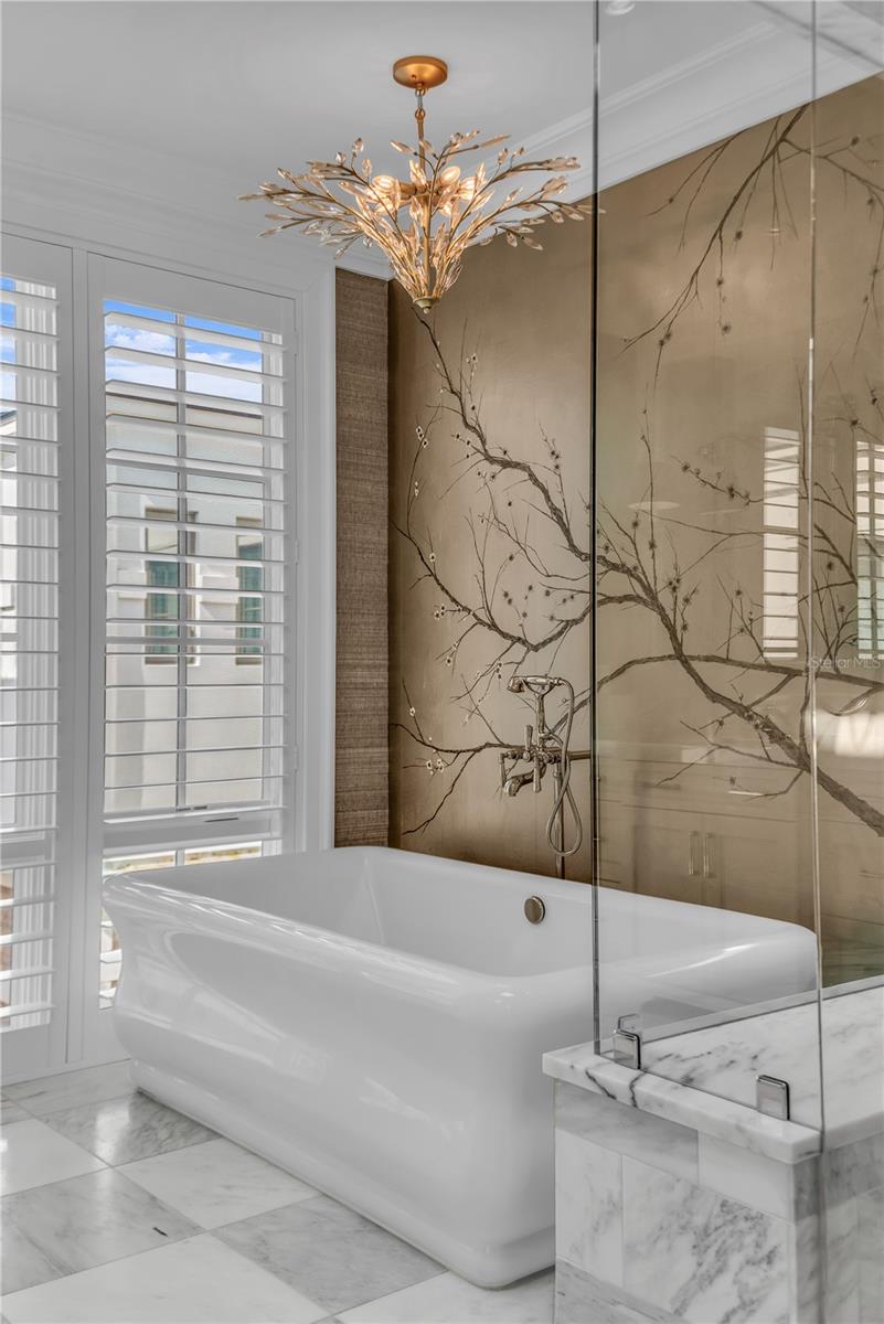 Image 34 of 86 For 637 Park Avenue