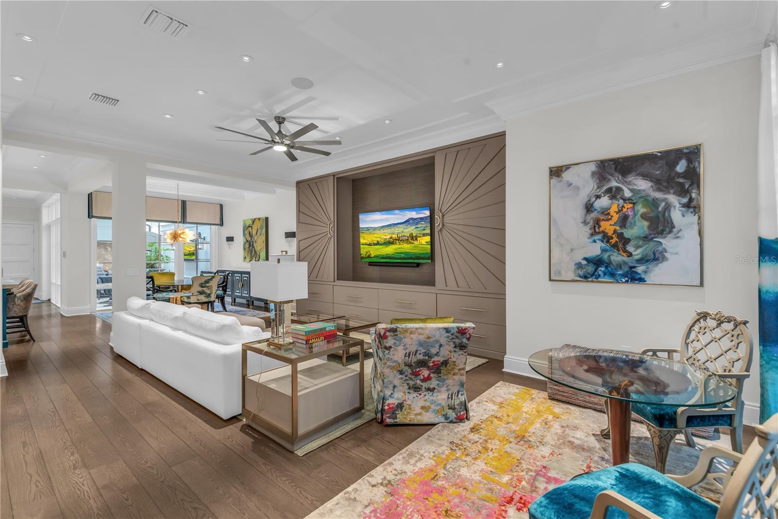 Image 4 of 86 For 637 Park Avenue