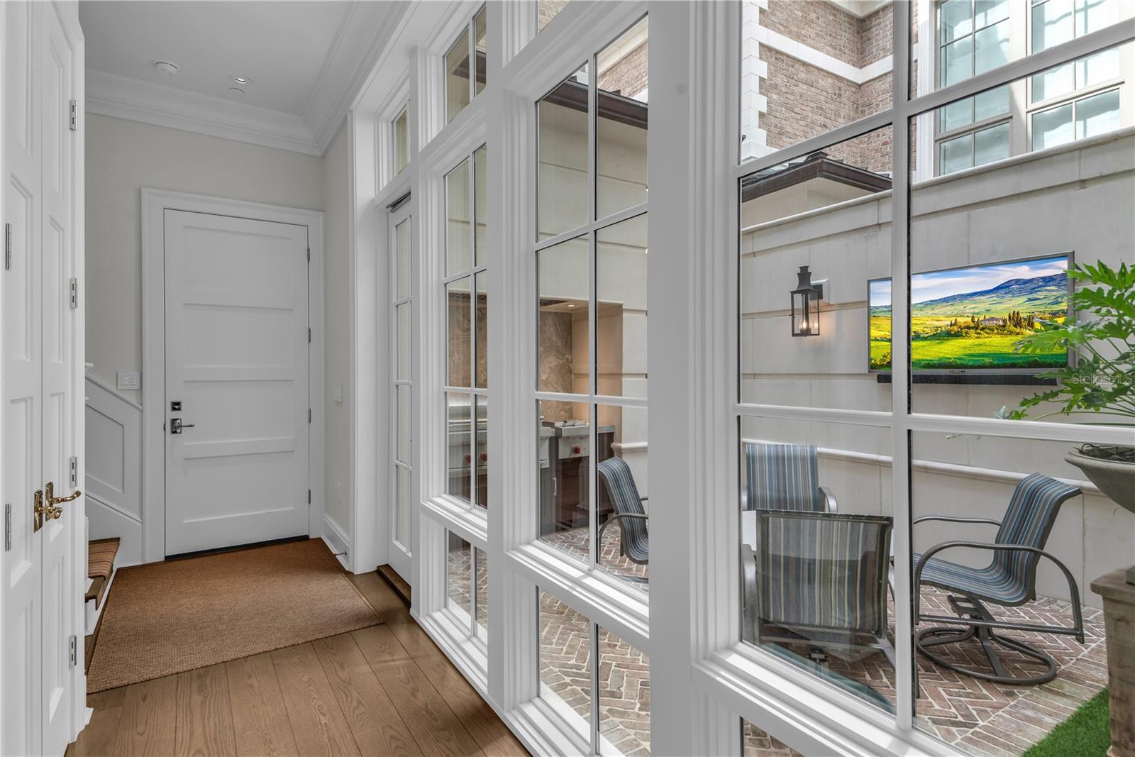 Image 49 of 86 For 637 Park Avenue