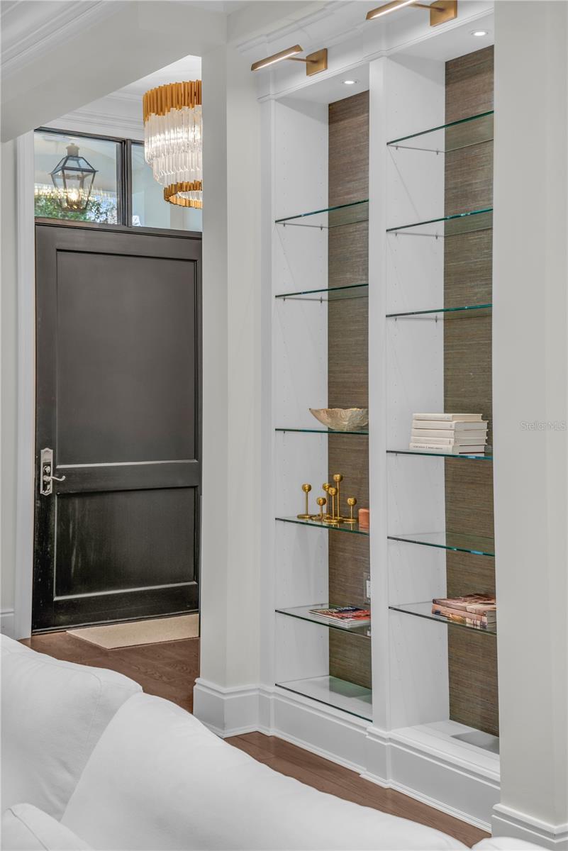 Image 63 of 86 For 637 Park Avenue